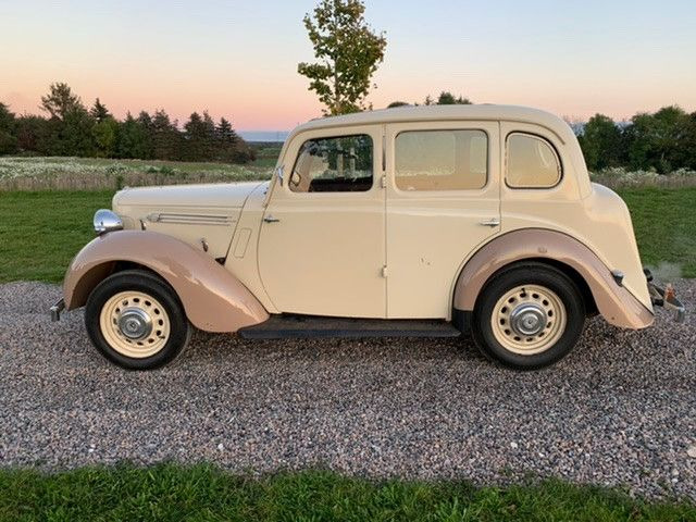 MORIS 12 *7900 brutto* - Limousine: das Bild 5 MORIS 12 *7900 brutto* - Limousine: das Bild 5