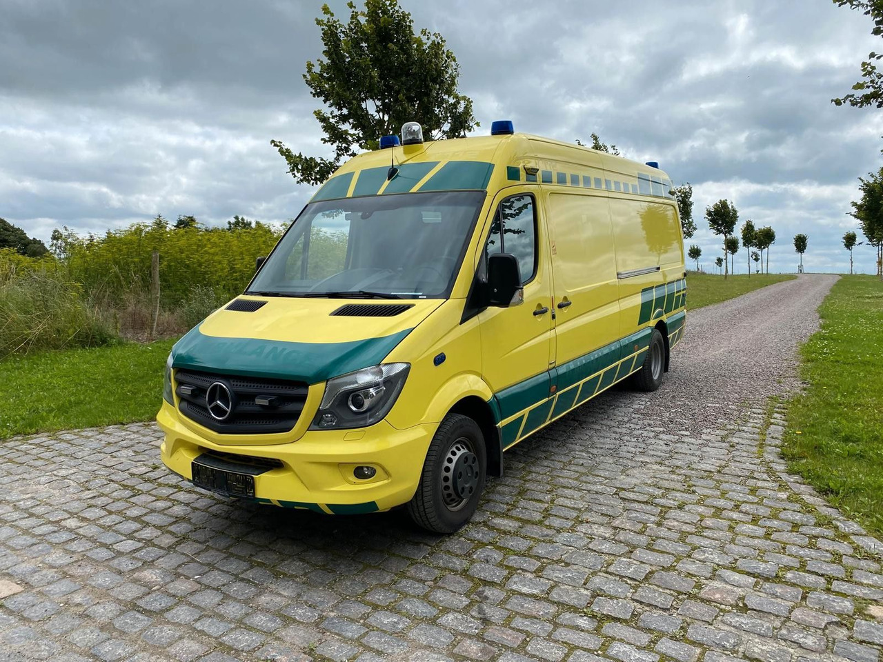 Mercedes-Benz Sprinter 519 CDI MAXI +Lift *20 000€ netto - Krankenwagen: das Bild 3 Mercedes-Benz Sprinter 519 CDI MAXI +Lift *20 000€ netto - Krankenwagen: das Bild 3