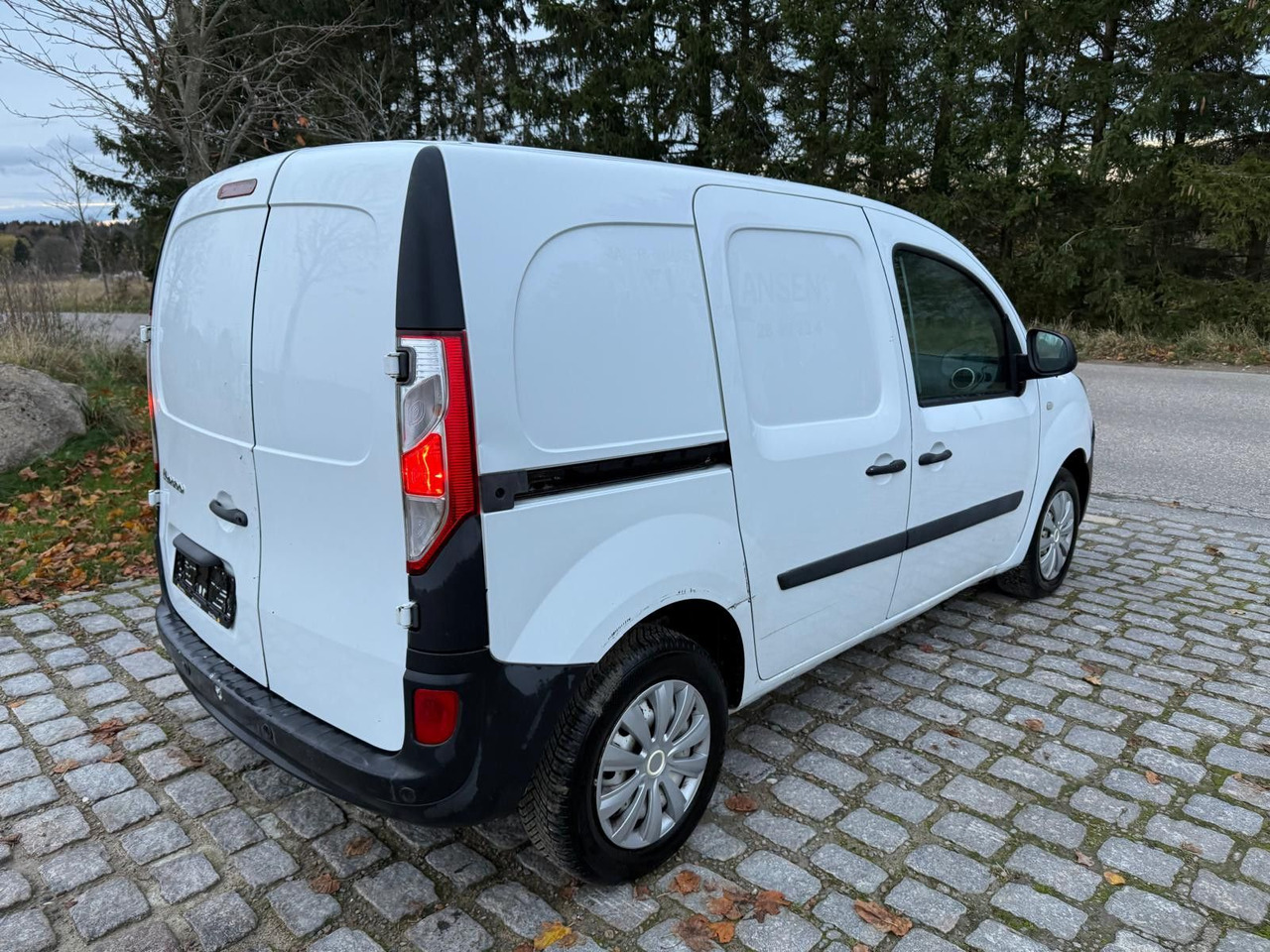 Renault Kangoo Rapid 1.5 dCi Basis *A/C - Kleintransporter: das Bild 4 Renault Kangoo Rapid 1.5 dCi Basis *A/C - Kleintransporter: das Bild 4
