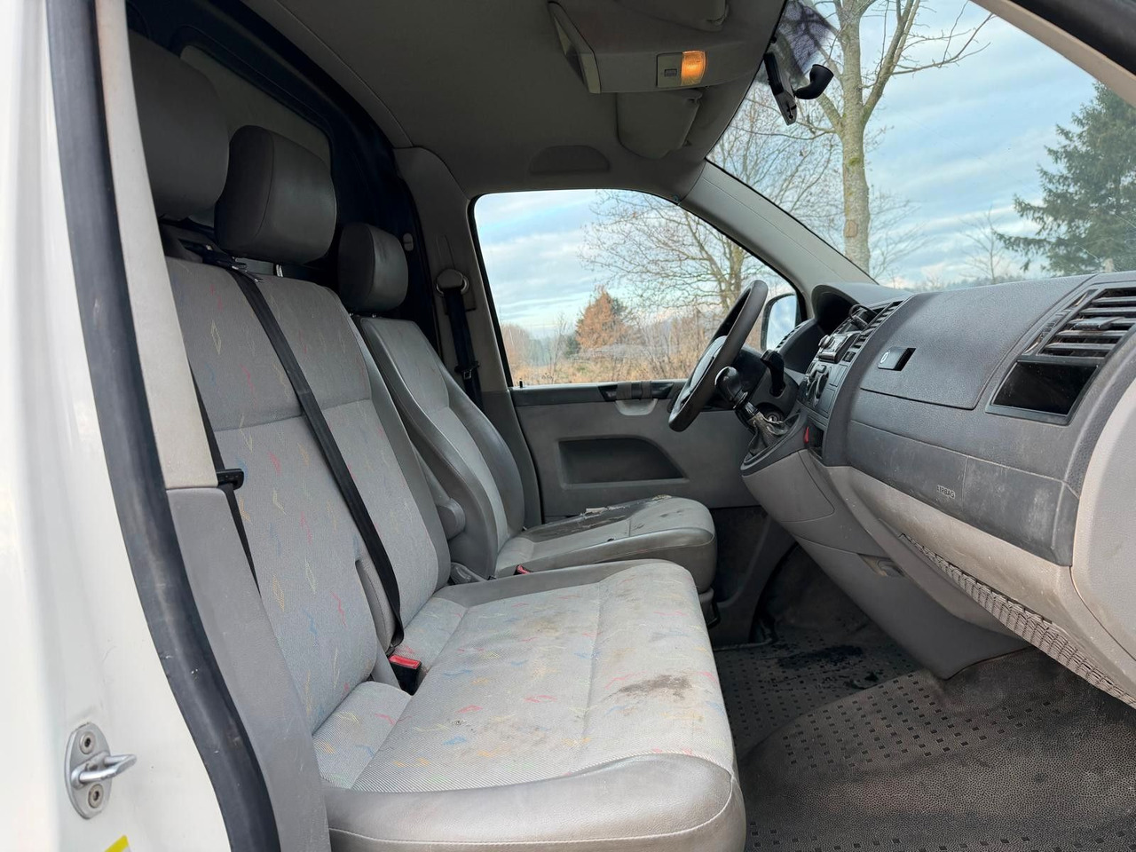 Kleintransporter Volkswagen T5 Transporter Kasten-Kombi Kasten Long: das Bild 16 Kleintransporter Volkswagen T5 Transporter Kasten-Kombi Kasten Long: das Bild 16