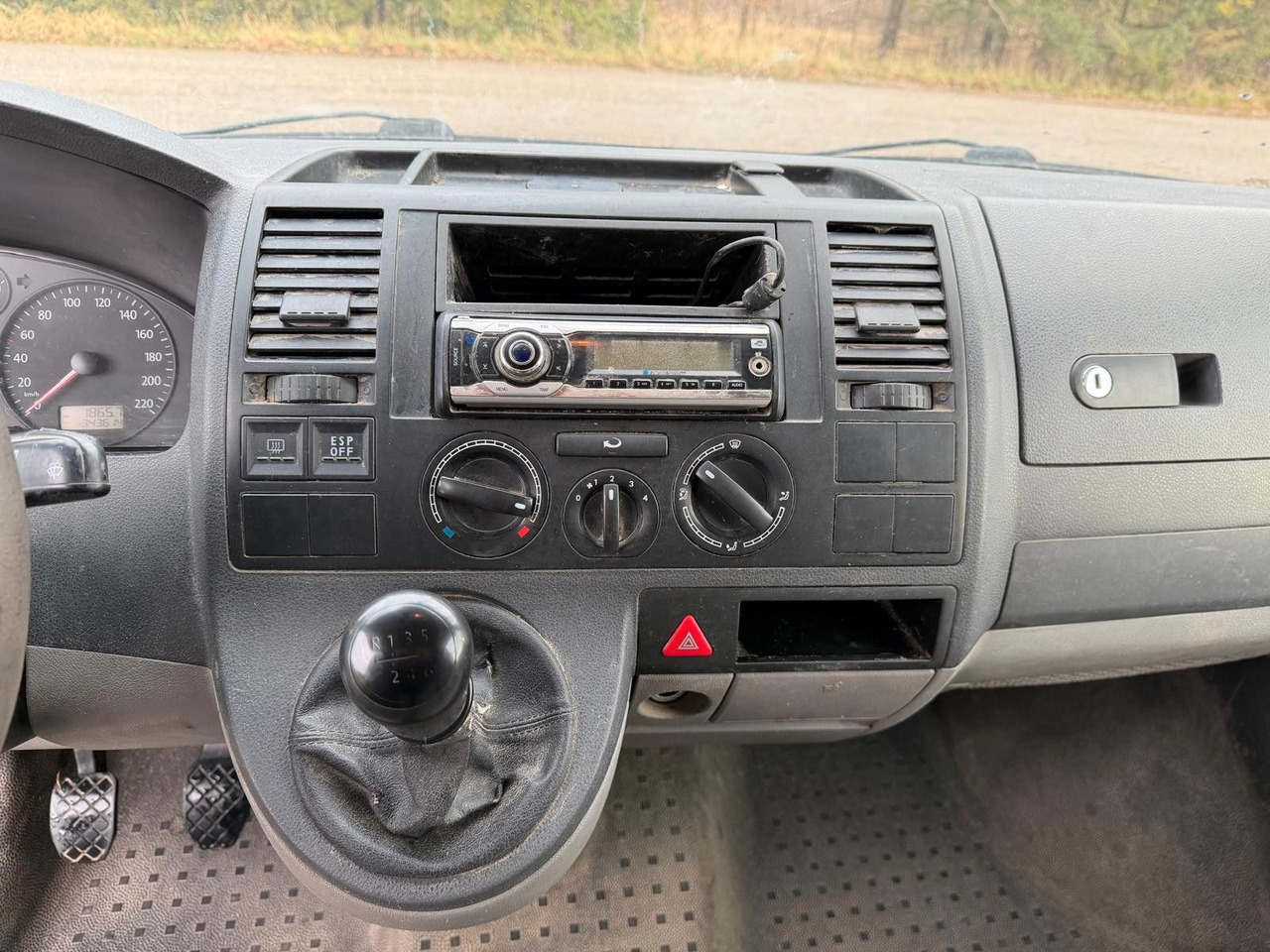 Kleintransporter Volkswagen T5 Transporter Kasten-Kombi Kasten Long: das Bild 12 Kleintransporter Volkswagen T5 Transporter Kasten-Kombi Kasten Long: das Bild 12