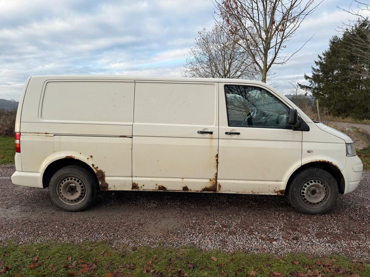 Kleintransporter Volkswagen T5 Transporter Kasten-Kombi Kasten Long: das Bild 6 Kleintransporter Volkswagen T5 Transporter Kasten-Kombi Kasten Long: das Bild 6