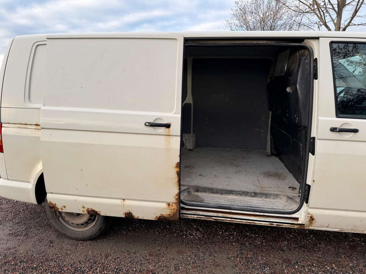 Kleintransporter Volkswagen T5 Transporter Kasten-Kombi Kasten Long: das Bild 17 Kleintransporter Volkswagen T5 Transporter Kasten-Kombi Kasten Long: das Bild 17