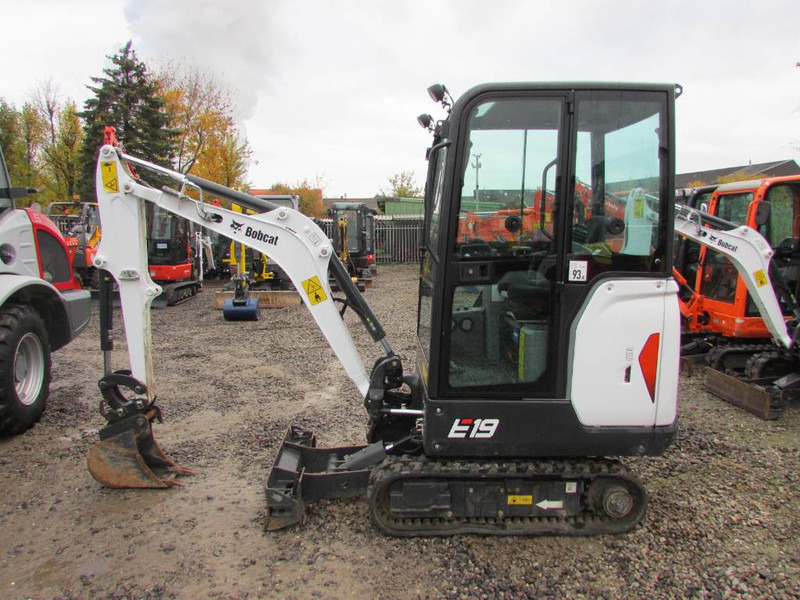Bobcat E 19 Minibagger 22.500 EUR - Minibagger: das Bild 1 Bobcat E 19 Minibagger 22.500 EUR - Minibagger: das Bild 1