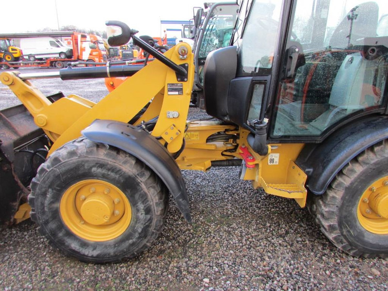 Cat 906 M Radlader 29.500 EUR - Radlader: das Bild 3 Cat 906 M Radlader 29.500 EUR - Radlader: das Bild 3