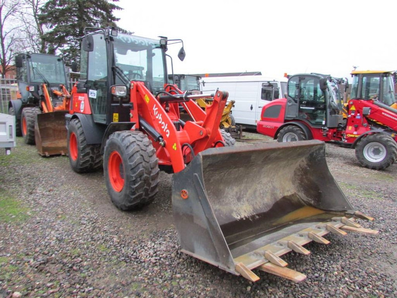 Kubota R 070 Radlader 35.800 EUR - Radlader: das Bild 4 Kubota R 070 Radlader 35.800 EUR - Radlader: das Bild 4