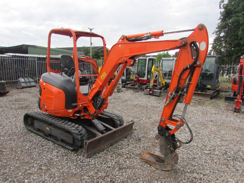 Kubota U 27-4 Canopy Minibagger 17.500 EUR - Minibagger: das Bild 3 Kubota U 27-4 Canopy Minibagger 17.500 EUR - Minibagger: das Bild 3