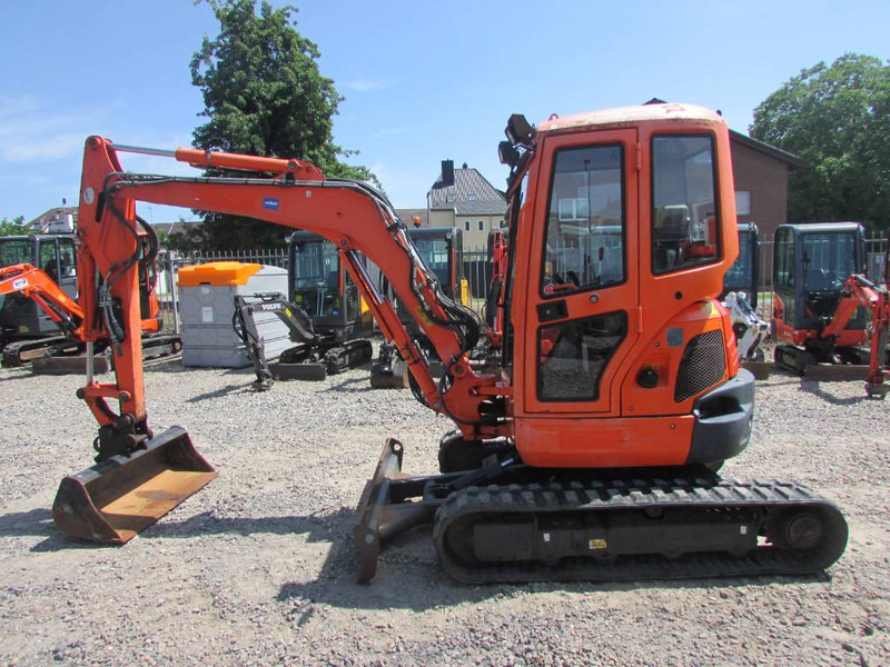 Kubota U 35-3 alpha 3 Minibagger 21.500 EUR - Minibagger: das Bild 4 Kubota U 35-3 alpha 3 Minibagger 21.500 EUR - Minibagger: das Bild 4
