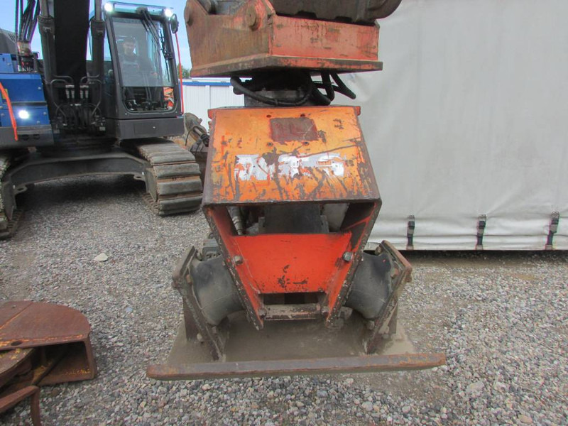 MTS VP 14-8 Anbauverdichter OQ 65 / 7.000 EUR - Rüttelplatte: das Bild 5 MTS VP 14-8 Anbauverdichter OQ 65 / 7.000 EUR - Rüttelplatte: das Bild 5
