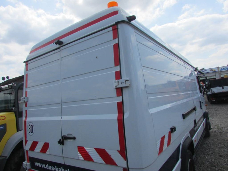 Mercedes-Benz 813 D Vario Kastenwagen - Kastenwagen: das Bild 3 Mercedes-Benz 813 D Vario Kastenwagen - Kastenwagen: das Bild 3