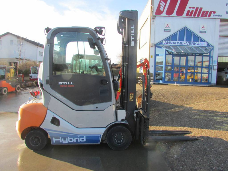 Still RX 70-30 H Hybrid / Diesel Stapler - Dieselstapler: das Bild 1 Still RX 70-30 H Hybrid / Diesel Stapler - Dieselstapler: das Bild 1