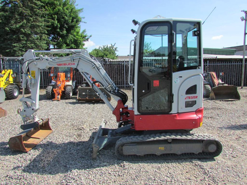 Takeuchi TB 325 R Minibagger 34.500 EUR - Minibagger: das Bild 1 Takeuchi TB 325 R Minibagger 34.500 EUR - Minibagger: das Bild 1