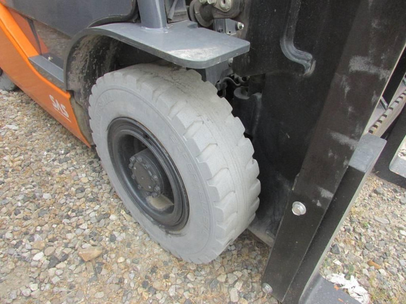 Toyota 02-8 FGF 25 Tonero 25 Gas Stapler 7.500 EUR - Treibgasstapler: das Bild 4 Toyota 02-8 FGF 25 Tonero 25 Gas Stapler 7.500 EUR - Treibgasstapler: das Bild 4