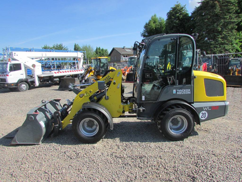 WACKER NEUSON WL 32 Radlader / 39.000 EUR - Radlader: das Bild 1 WACKER NEUSON WL 32 Radlader / 39.000 EUR - Radlader: das Bild 1