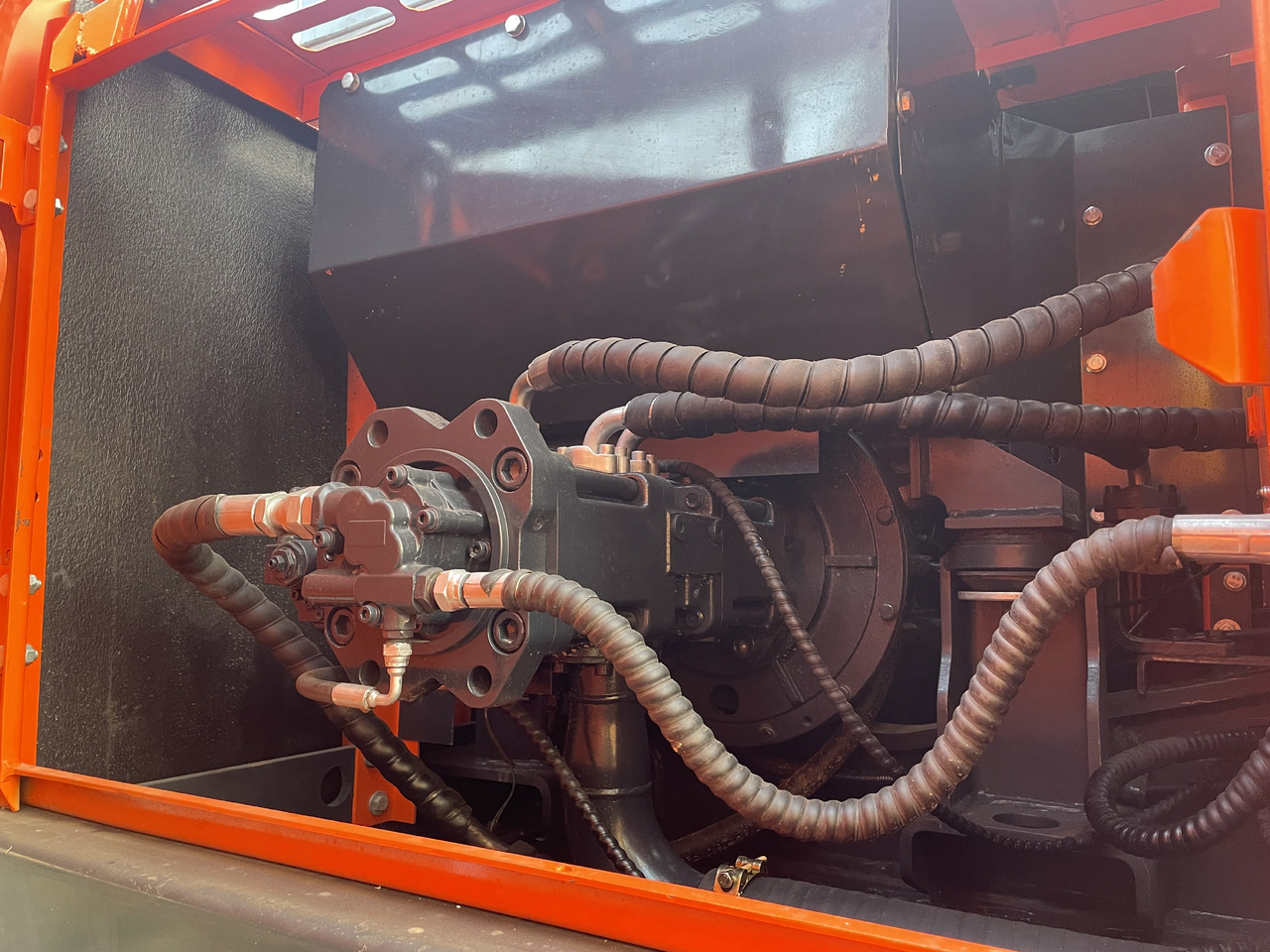 Kettenbagger DOOSAN DX225: das Bild 7