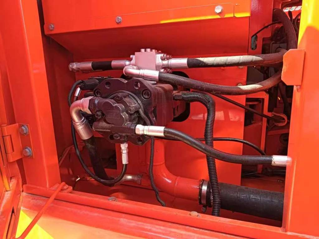 Doosan DX150 - Kettenbagger: das Bild 2 Doosan DX150 - Kettenbagger: das Bild 2