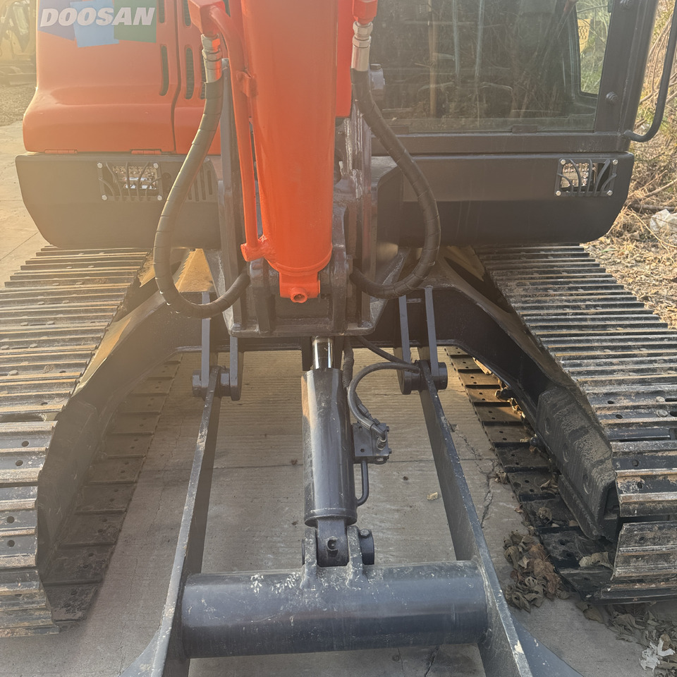 Doosan DX60 - Minibagger: das Bild 3 Doosan DX60 - Minibagger: das Bild 3