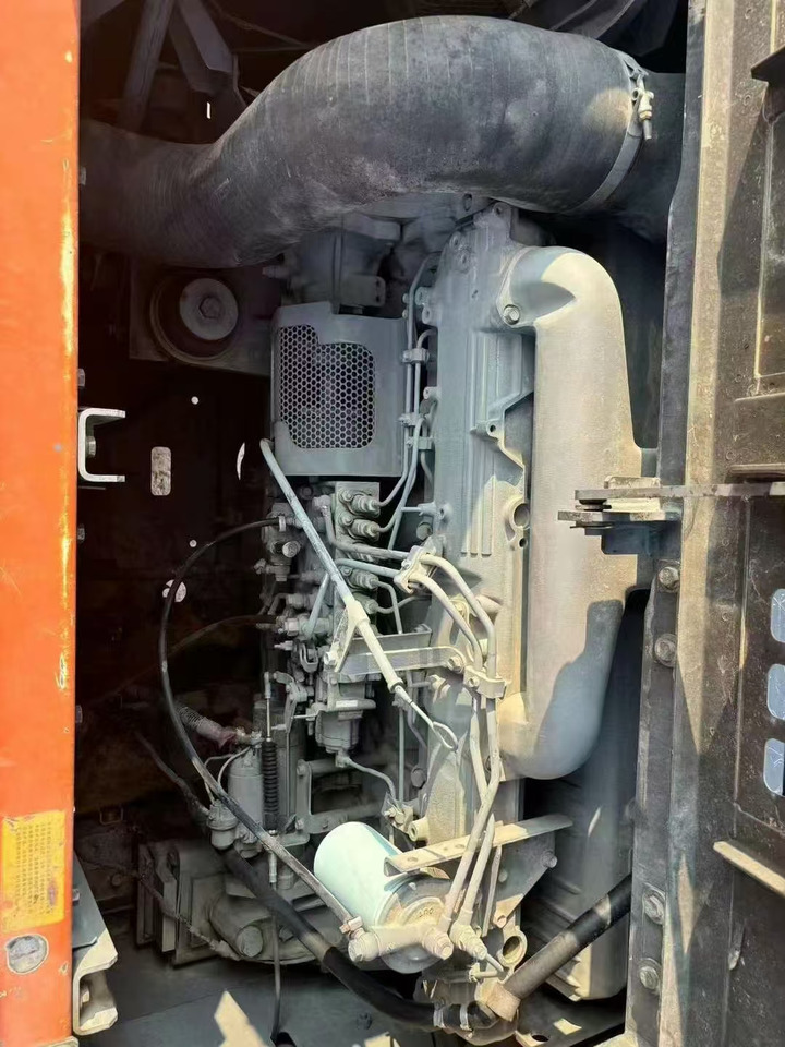 HITACHI ZX470-5G - Kettenbagger: das Bild 5 HITACHI ZX470-5G - Kettenbagger: das Bild 5