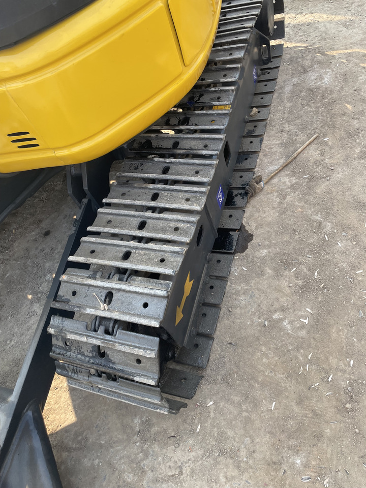 KOMATSU PC 35 MR-3 - Kettenbagger: das Bild 5 KOMATSU PC 35 MR-3 - Kettenbagger: das Bild 5