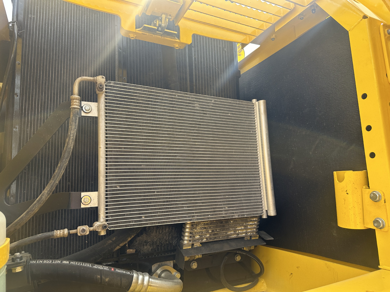 Komatsu PC 240 LC-8 - Kettenbagger: das Bild 4 Komatsu PC 240 LC-8 - Kettenbagger: das Bild 4