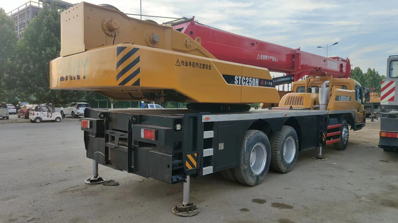 SANY STC250H - Portalkran: das Bild 4 SANY STC250H - Portalkran: das Bild 4
