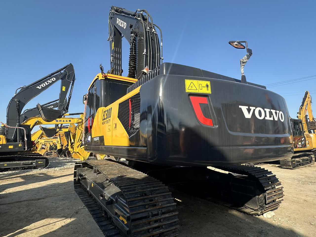Volvo EC300DL - Kettenbagger: das Bild 3 Volvo EC300DL - Kettenbagger: das Bild 3