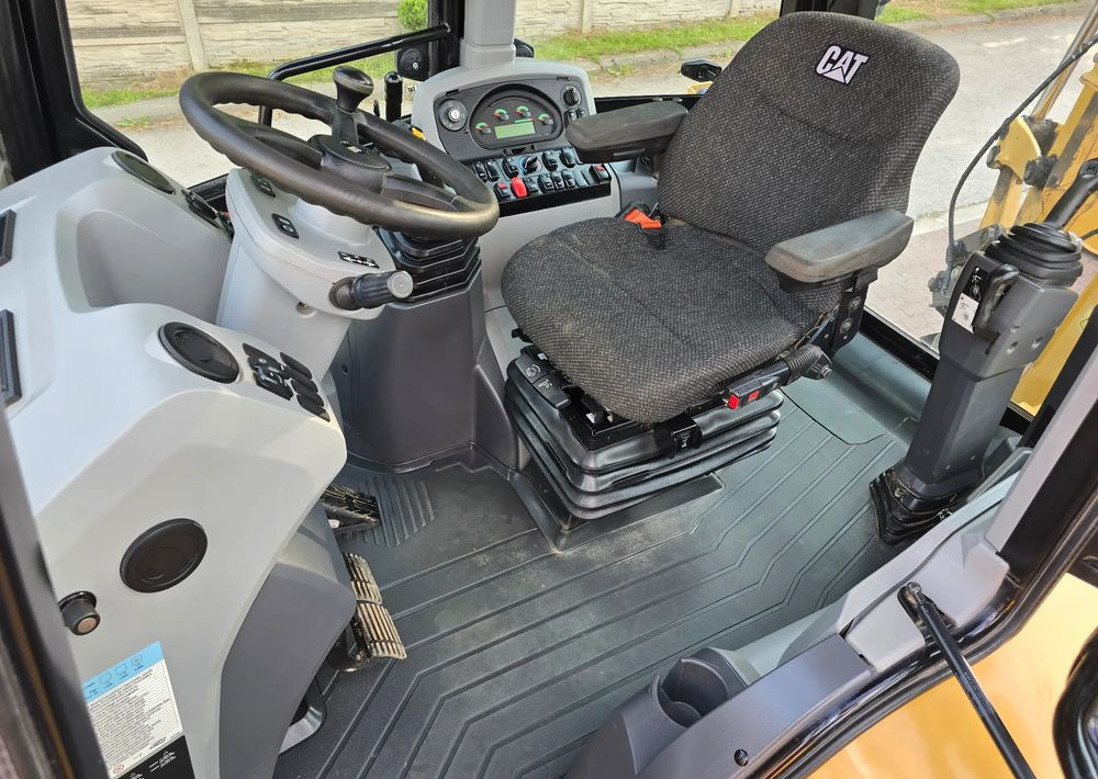 Caterpillar - Baggerlader: das Bild 3 Caterpillar - Baggerlader: das Bild 3