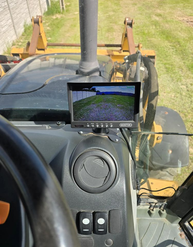 Caterpillar - Baggerlader: das Bild 4 Caterpillar - Baggerlader: das Bild 4