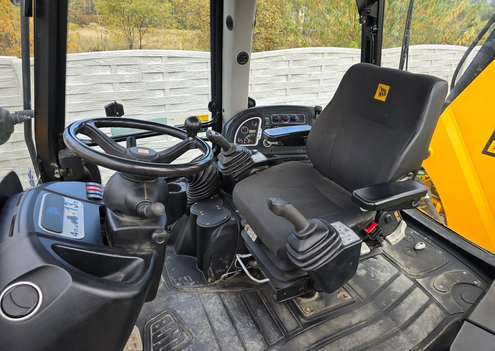 JCB - Baggerlader: das Bild 3 JCB - Baggerlader: das Bild 3