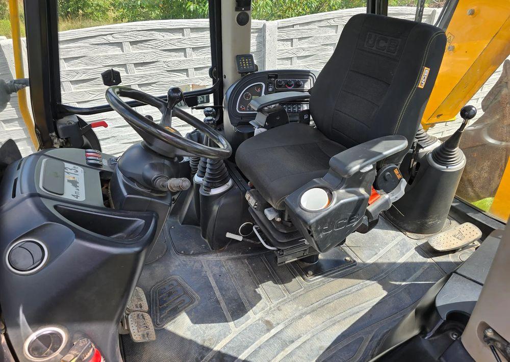 JCB - Baggerlader: das Bild 3 JCB - Baggerlader: das Bild 3