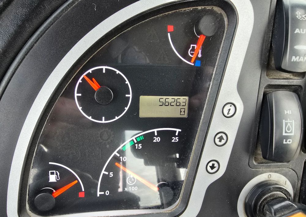 JCB - Baggerlader: das Bild 4 JCB - Baggerlader: das Bild 4