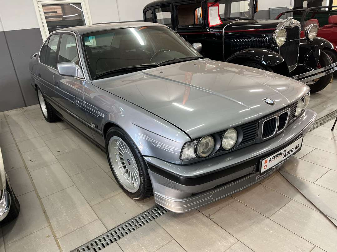 1992 BMW Alpina B10 3,5 - ny minstepris - PKW: das Bild 1 1992 BMW Alpina B10 3,5 - ny minstepris - PKW: das Bild 1
