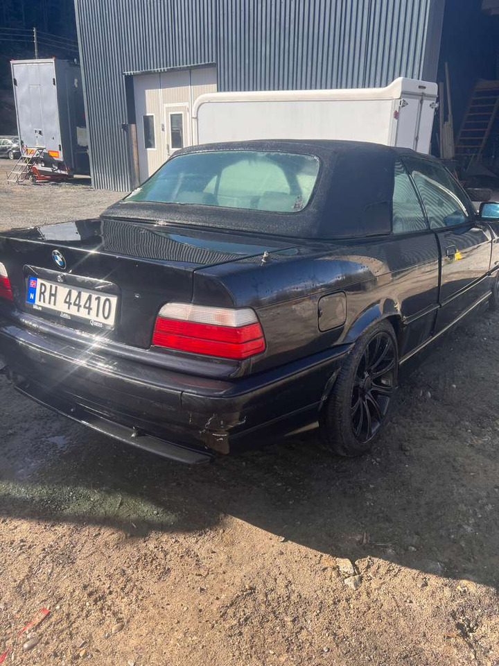 1994 BMW 318i/320i cab - PKW: das Bild 2 1994 BMW 318i/320i cab - PKW: das Bild 2