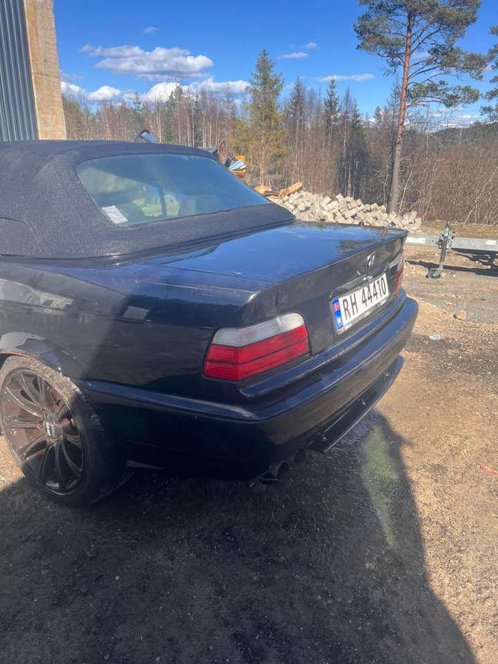 1994 BMW 318i/320i cab - PKW: das Bild 4 1994 BMW 318i/320i cab - PKW: das Bild 4