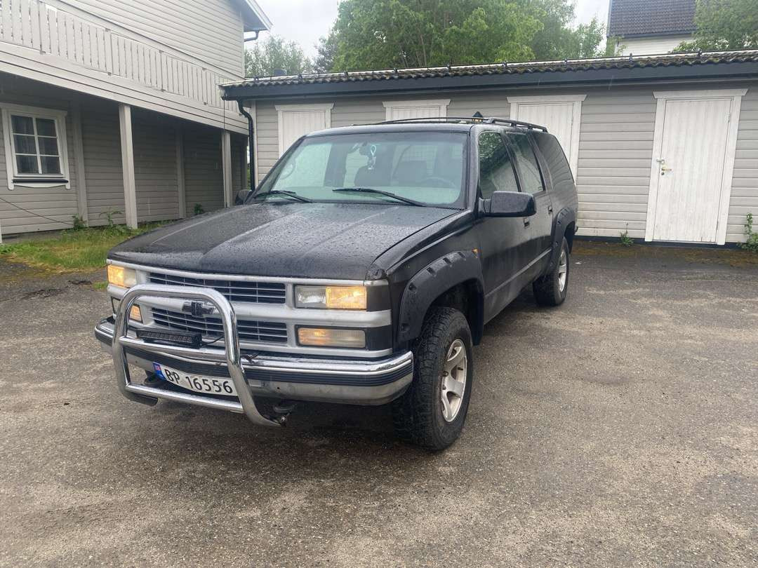 1997 Chevrolet Suburban 5,7l Vortec EU-GODKJENT - SUV/ Geländewagen: das Bild 1 1997 Chevrolet Suburban 5,7l Vortec EU-GODKJENT - SUV/ Geländewagen: das Bild 1