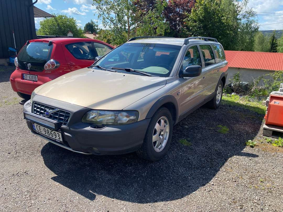 2001 Volvo XC70 EU-GODKJENT (rep.-objekt) - PKW: das Bild 1 2001 Volvo XC70 EU-GODKJENT (rep.-objekt) - PKW: das Bild 1