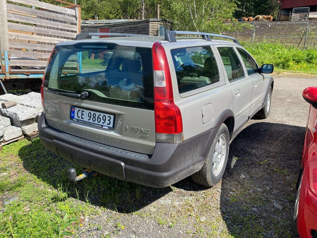 2001 Volvo XC70 EU-GODKJENT (rep.-objekt) - PKW: das Bild 5 2001 Volvo XC70 EU-GODKJENT (rep.-objekt) - PKW: das Bild 5