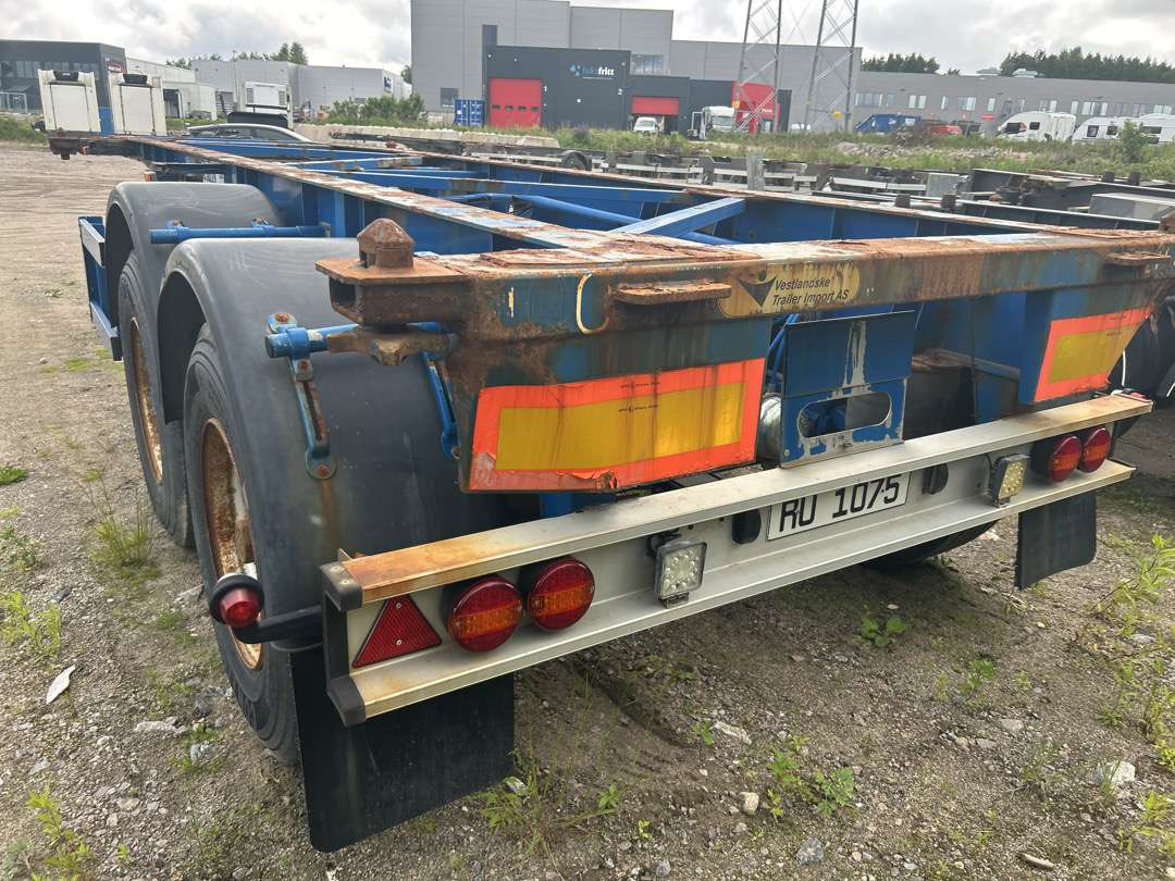 2004 Container-henger TURBO`HOET CONTAINERSEMITRAILER EU-godkjent - Container/ Wechselfahrgestell Auflieger: das Bild 4 2004 Container-henger TURBO`HOET CONTAINERSEMITRAILER EU-godkjent - Container/ Wechselfahrgestell Auflieger: das Bild 4