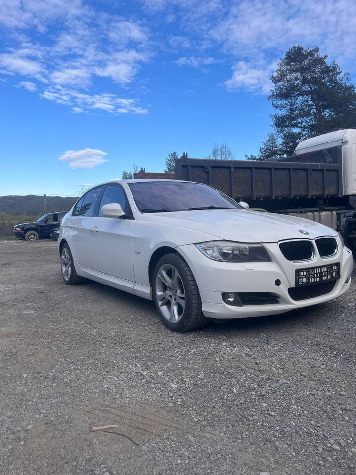 2009 BMW 316i Facelift (se mangellapp) - rep.-objekt - PKW: das Bild 5 2009 BMW 316i Facelift (se mangellapp) - rep.-objekt - PKW: das Bild 5