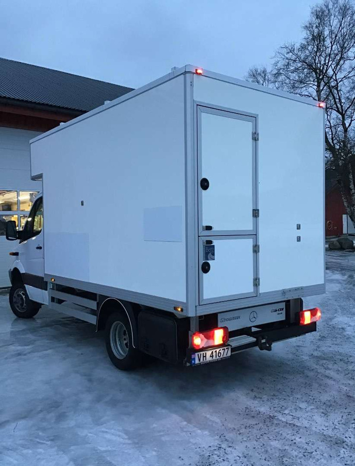 2012 Mercedes-Benz Sprinter EU-GODKJENT SVÆRT LAV KM! - Koffer LKW: das Bild 5 2012 Mercedes-Benz Sprinter EU-GODKJENT SVÆRT LAV KM! - Koffer LKW: das Bild 5