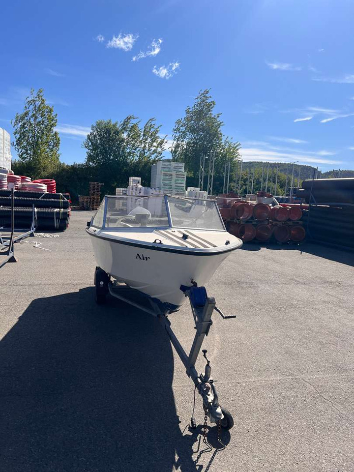 16 fot båt med 90hk Johnson (rep objekt) - Andere Technik: das Bild 2 16 fot båt med 90hk Johnson (rep objekt) - Andere Technik: das Bild 2