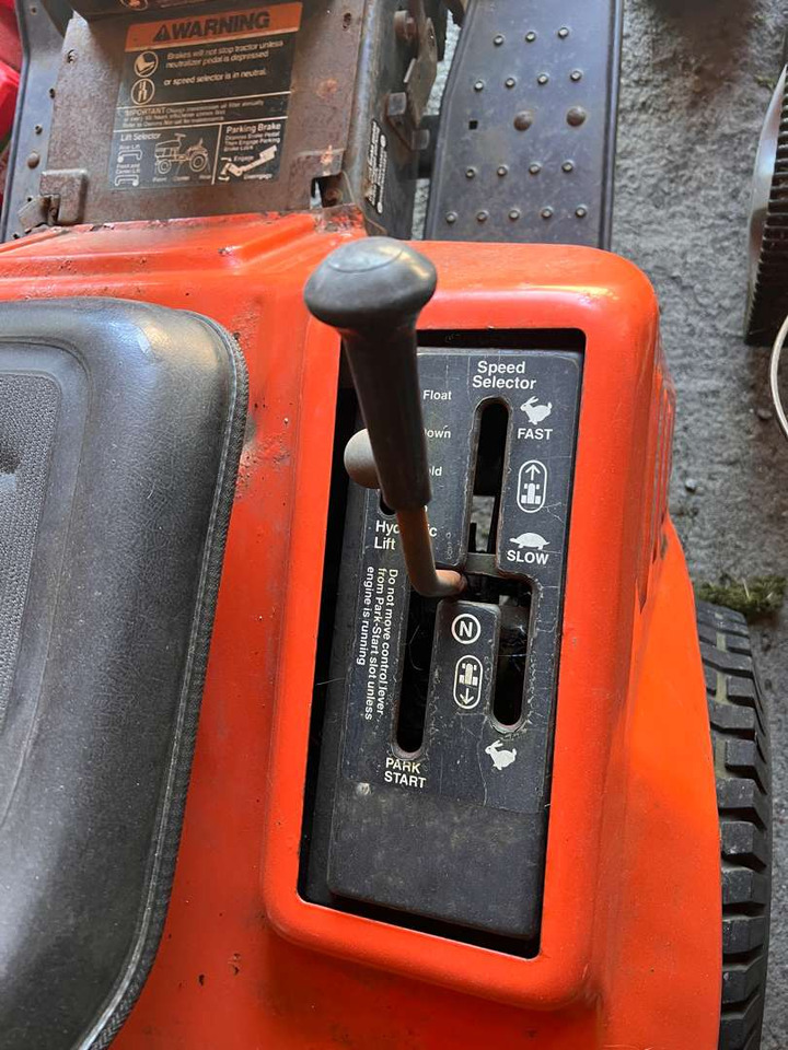 Ariens GT 17 Sitteklipper med kraftuttak (rep.-objekt) - Rasenmäher: das Bild 4 Ariens GT 17 Sitteklipper med kraftuttak (rep.-objekt) - Rasenmäher: das Bild 4