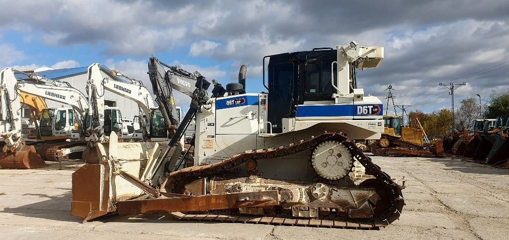 CAT D 6 T LGP - Bulldozer: das Bild 2 CAT D 6 T LGP - Bulldozer: das Bild 2