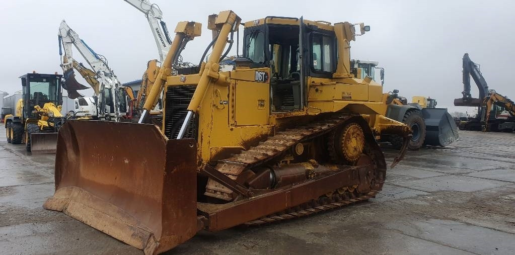CAT D 6 T XL - Bulldozer: das Bild 1 CAT D 6 T XL - Bulldozer: das Bild 1