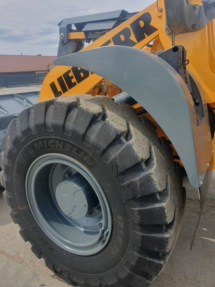 Radlader Liebherr L 524: das Bild 7