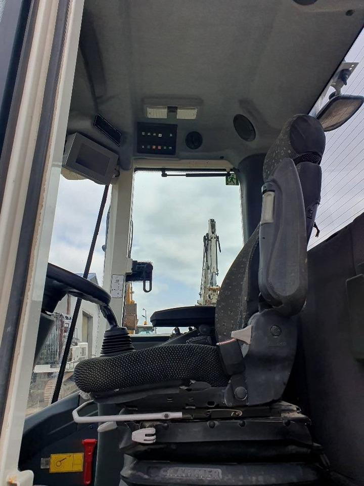 Radlader Liebherr L 524: das Bild 15