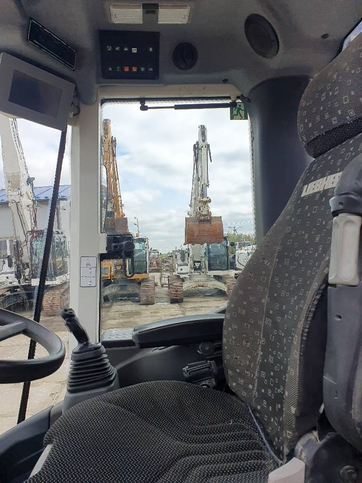 Radlader Liebherr L 524: das Bild 12