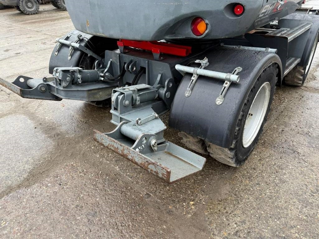 Mobilbagger Wacker Neuson Ew100 z rototiltem: das Bild 12