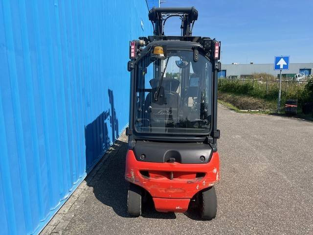 Linde E 20 PL - Elektrostapler: das Bild 3 Linde E 20 PL - Elektrostapler: das Bild 3
