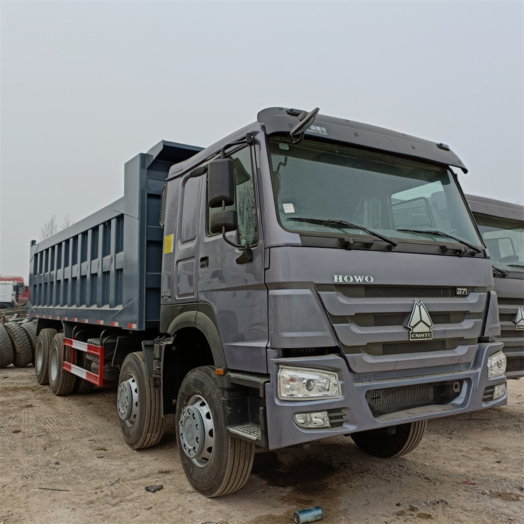 SINOTRUCK HOWO - Kipper: das Bild 2 SINOTRUCK HOWO - Kipper: das Bild 2